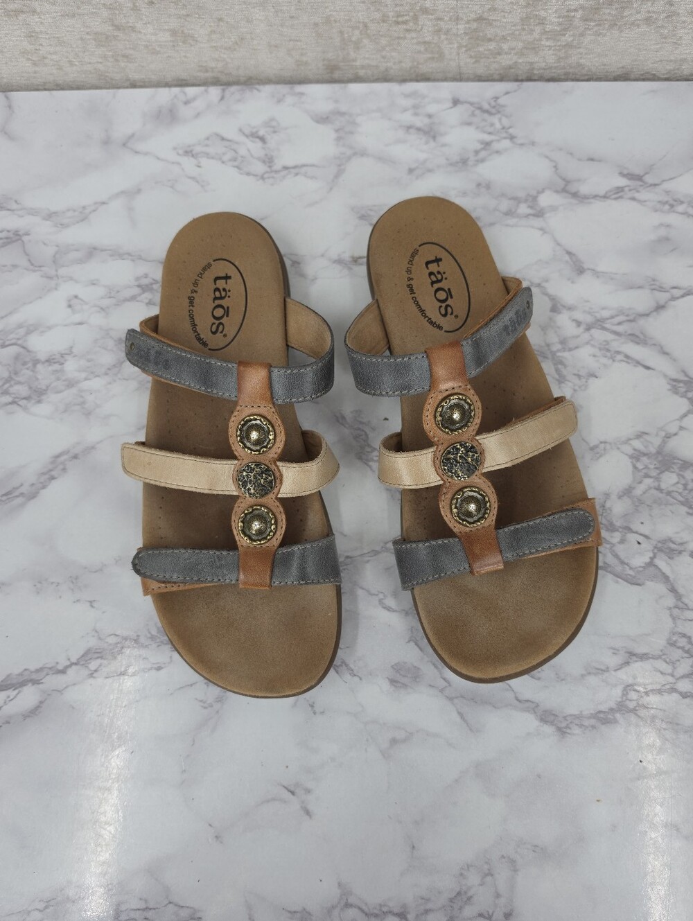 Taos Prize 4 Leather Women's Tan Gray  Cream Triple Accent Slide Sandals